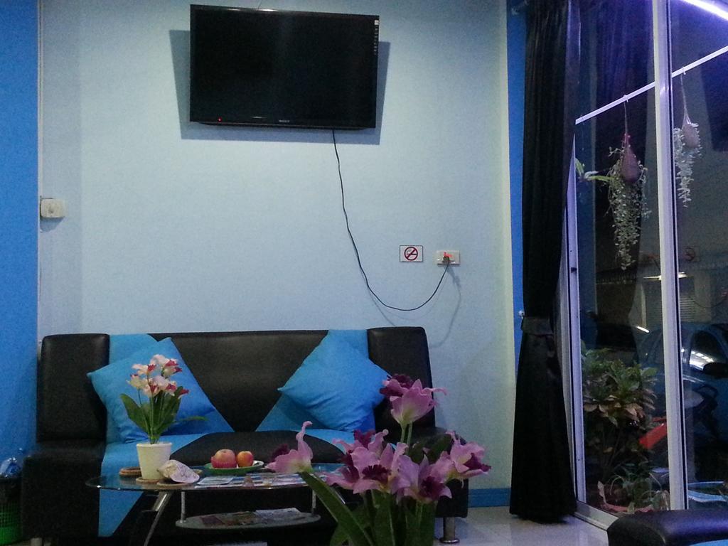 Dreams Guesthouse & Hostel Patong Екстер'єр фото