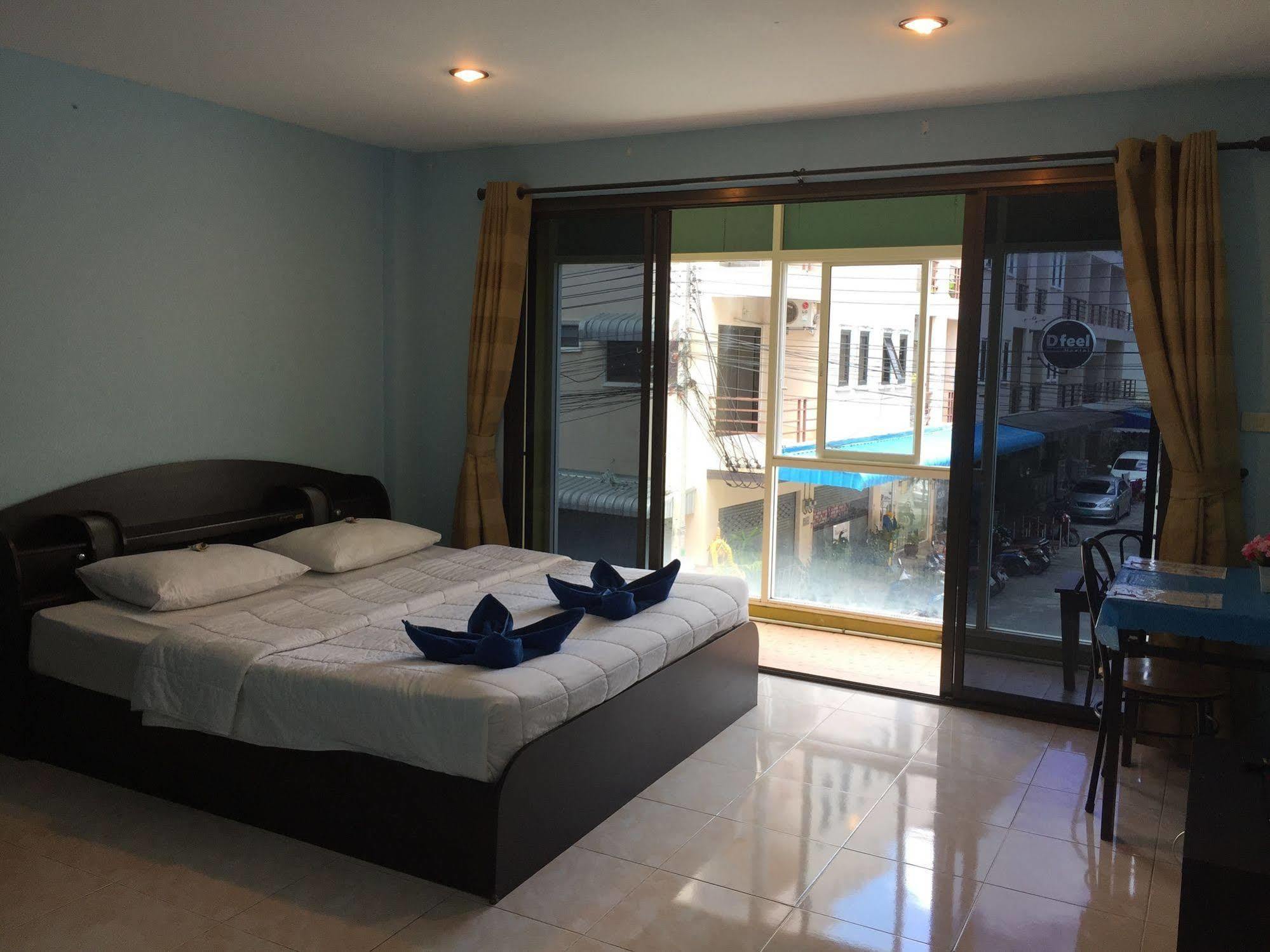 Dreams Guesthouse & Hostel Patong Екстер'єр фото